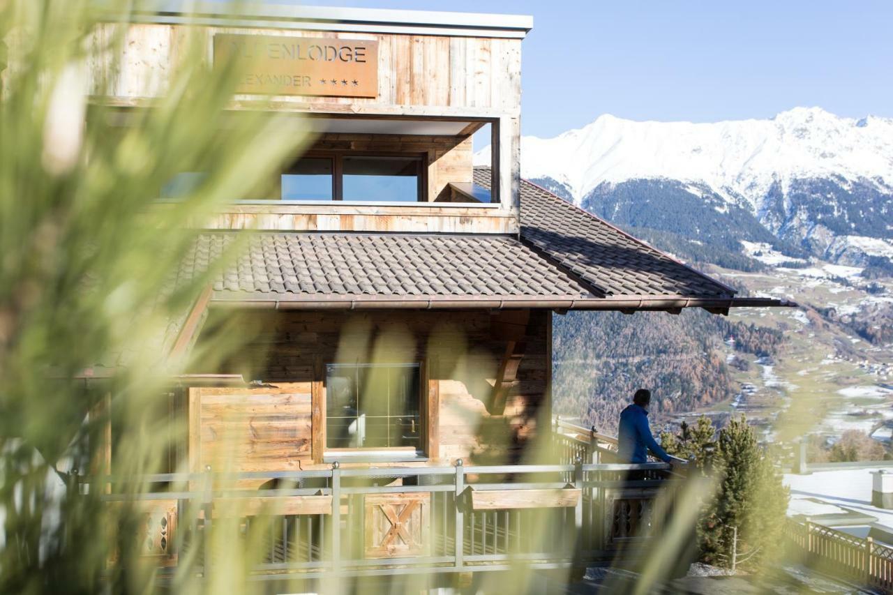 Naturlodge Ladis Ehemals Alpenlodge Alexander Inklusive Sommer Bergbahnticket Exterior foto